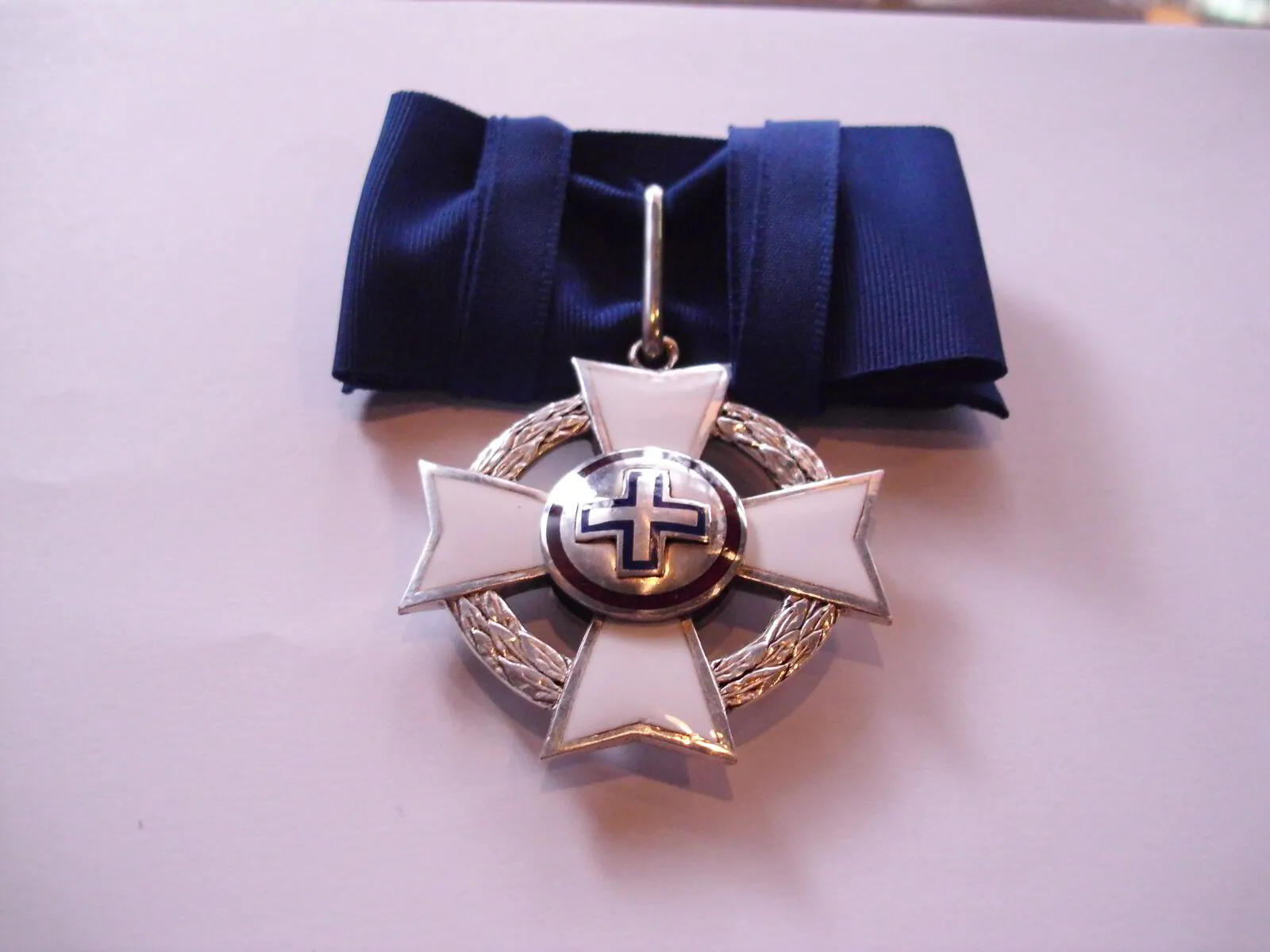 Condecoración Ministerio de Salud 1